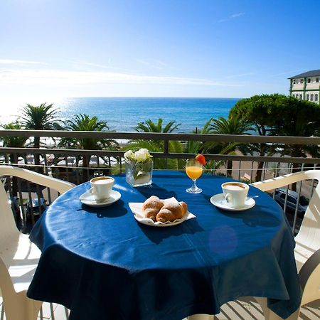 Hotel Lido Pietra Ligure Luaran gambar