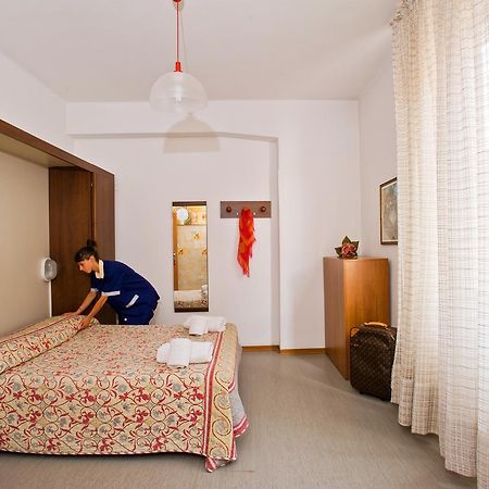 Hotel Lido Pietra Ligure Luaran gambar