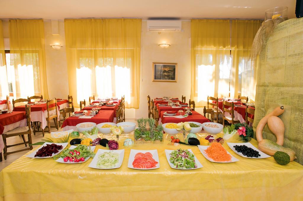 Hotel Lido Pietra Ligure Luaran gambar
