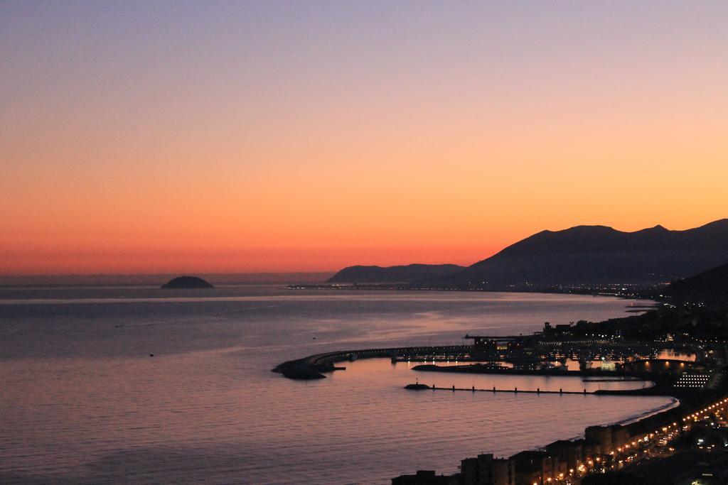Hotel Lido Pietra Ligure Luaran gambar